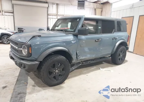 2024 Ford Bronco Black Diamond z USA, uszkodzony, nr VIN 1FMEE1BP1RLB05077